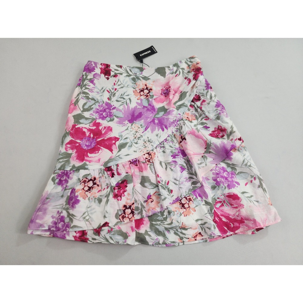 Express Floral Mini Skirt Womens 2 White Red Ruffle Viscose Nylon 31436229 NEW